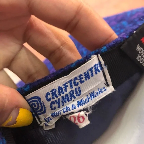 Blue and purple wool skirt. - Picture 3 of 3